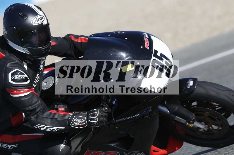 /Archiv-2025/02 28.-31.01.2025 Moto Center Thun Jerez/gruen-green/95